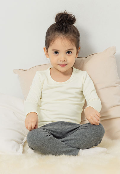 BABY素色圓領發熱衣(中性款)