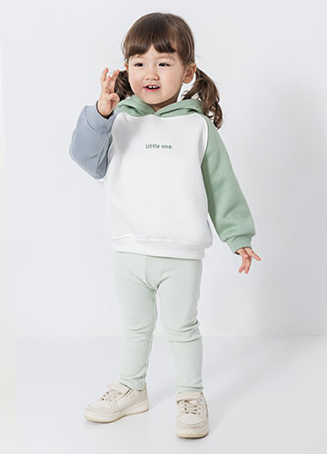 BABY刷毛拼色連帽大學T